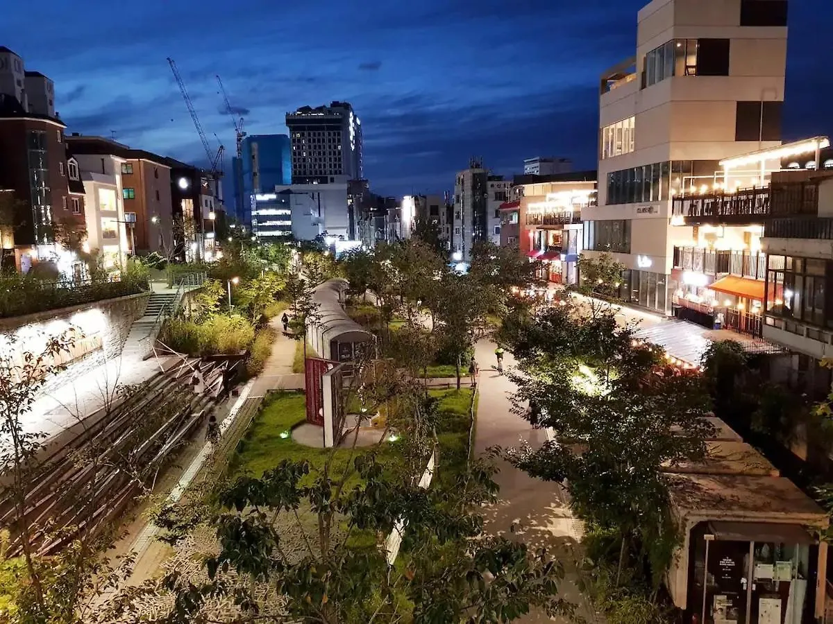 A4 Hongdae House 공항철도 마포 단독사용 홍대입구역4번출구 Villa Seoel Zuid-Korea